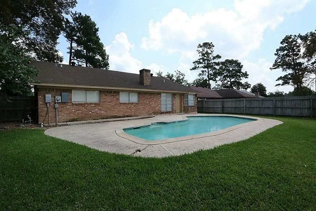 6226 Forestgate Drive