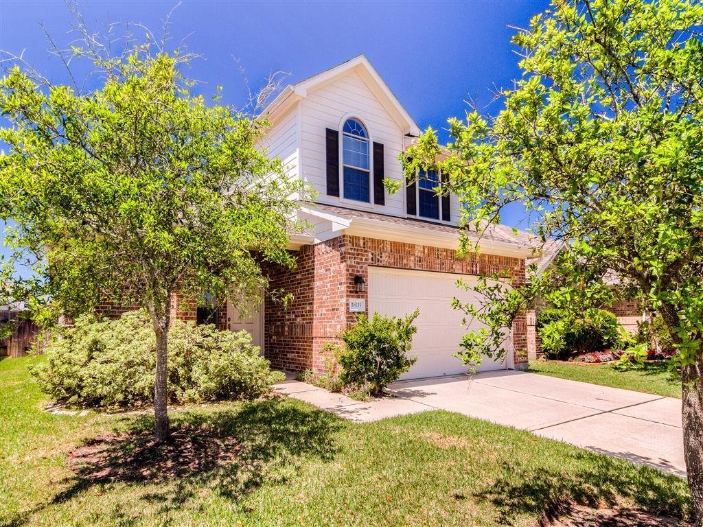 18111 Hillock Glen Lane