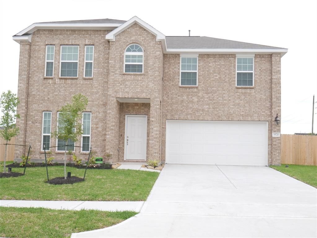 19726 Geneva Green Drive