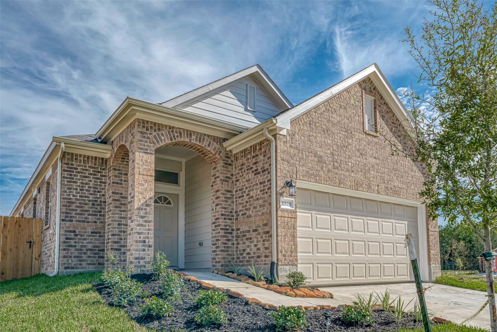 10119 Gold Finch Run