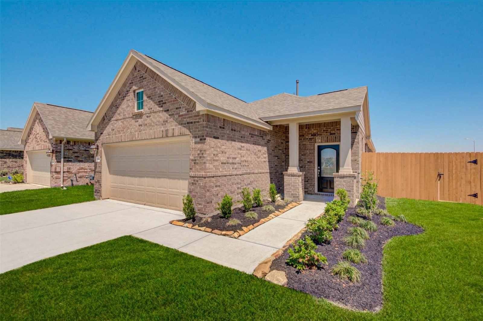 1230 Red Hills Drive