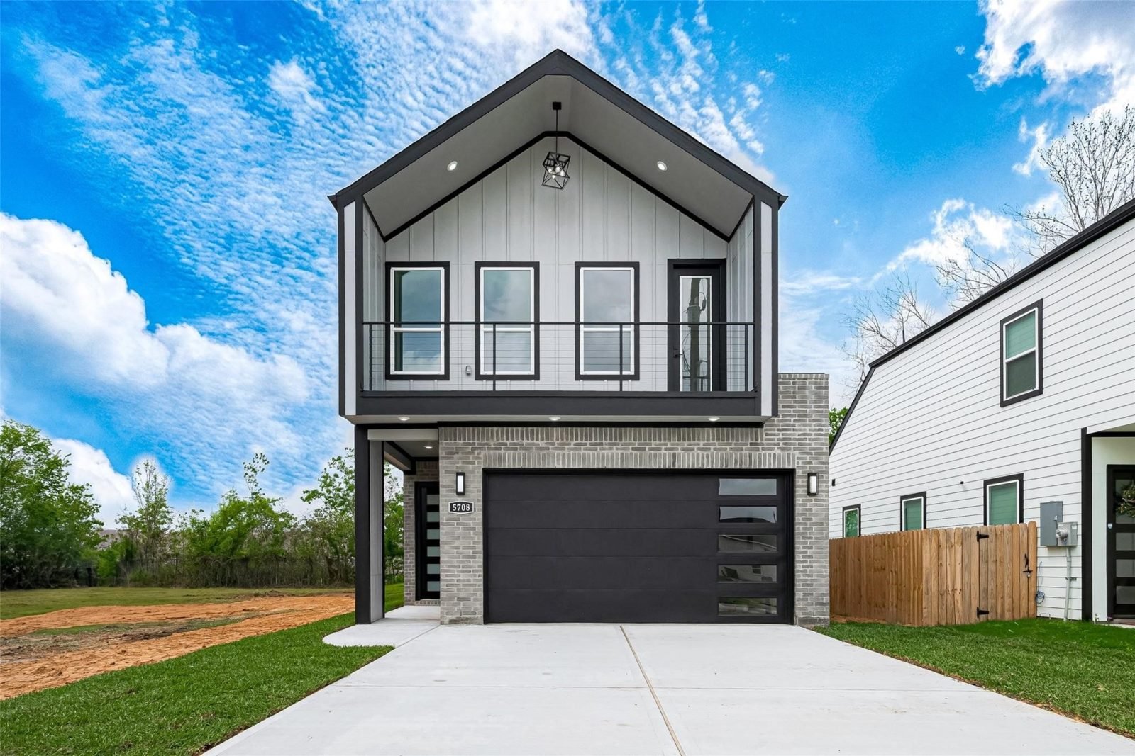 5708 Honey Grove Avenue