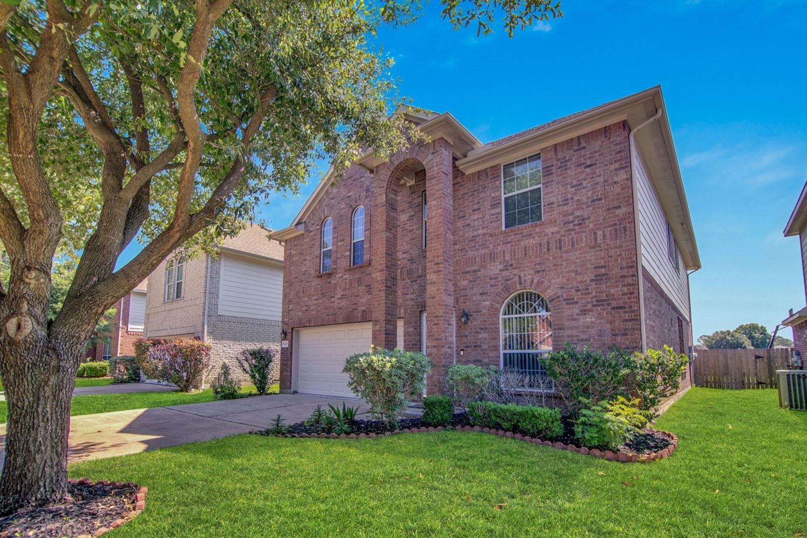 9222 Carlin Bend Lane